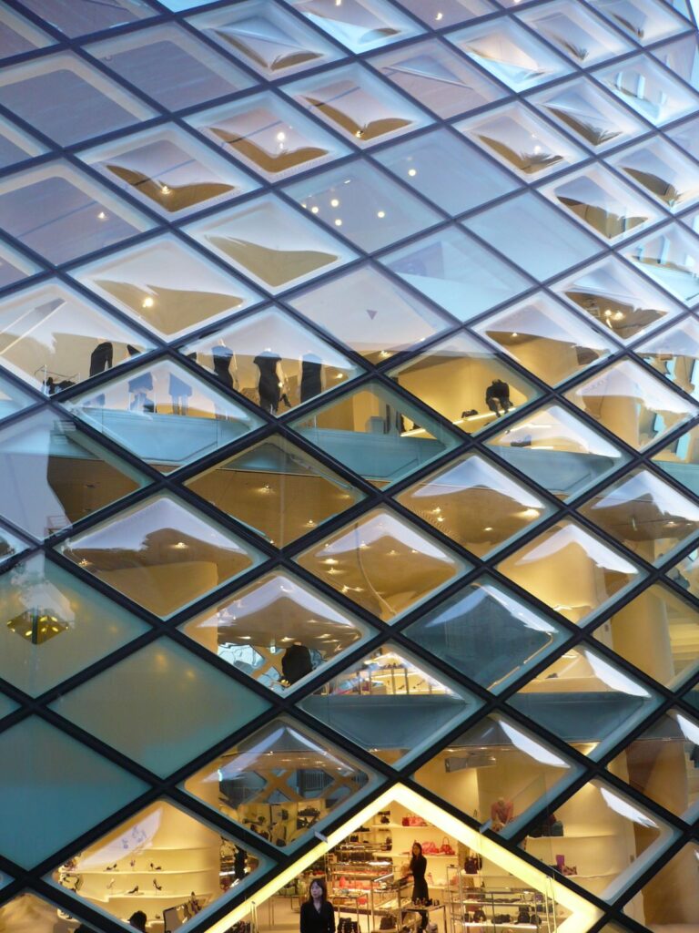 Prada Concept Store, Tokyo Architects: Herzog & de Meuron Facade Engineer: Eckelt Glas Curved glass: CRICURSA | Tvitec Group Photo: unknown