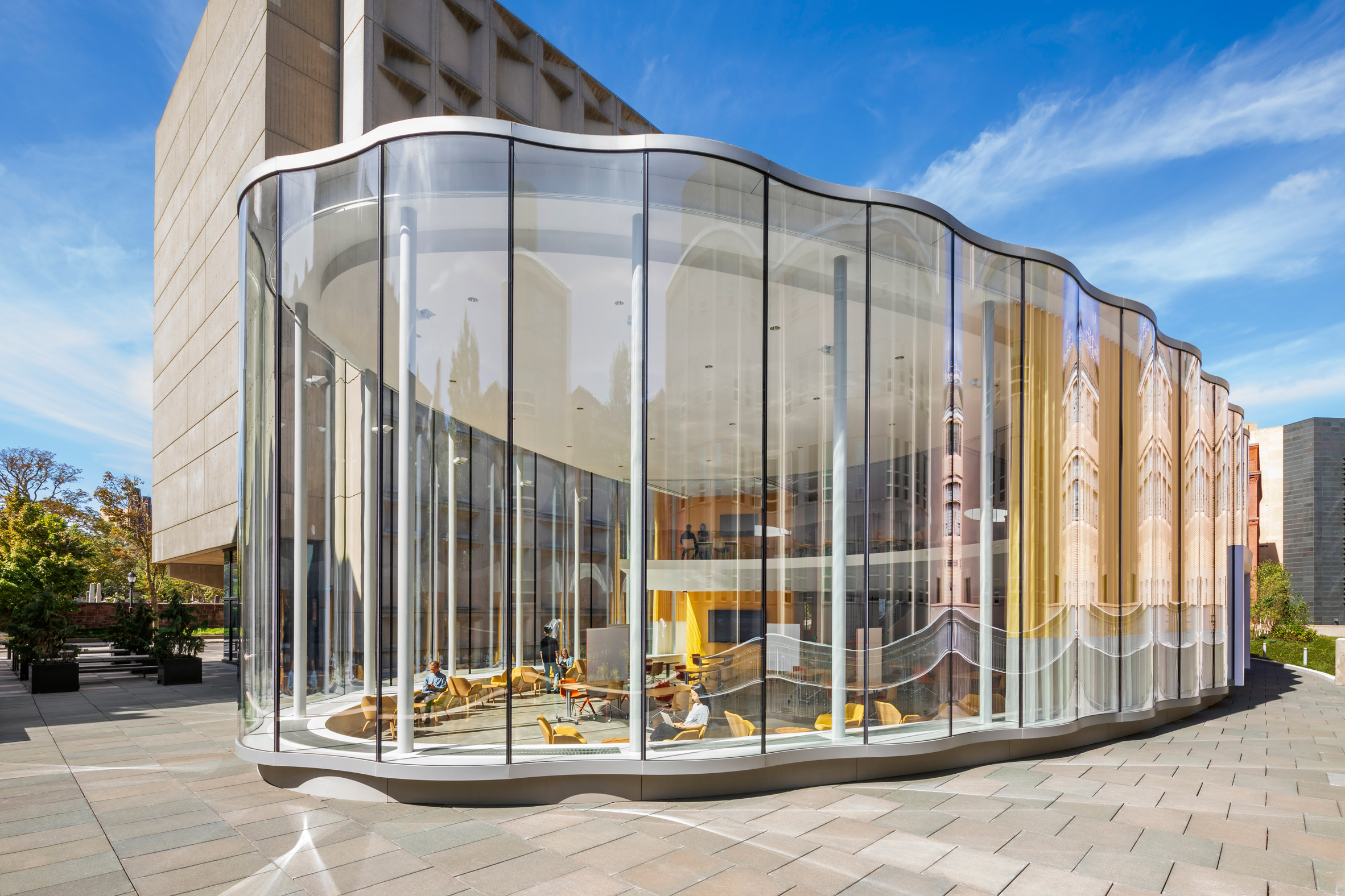 The Yale University Center for Innovative Thinking Architects: Weiss/Manfredi Photo Albert Vecerka